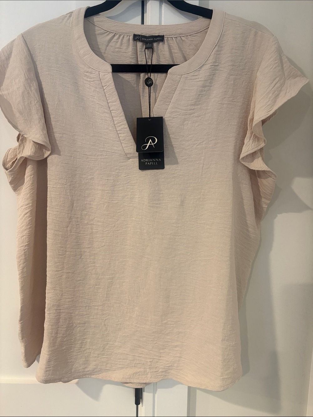 Adrianna Papell Cream Blush Short-Sleeve Split-Neck Flutter Sleeve Blouse Size L